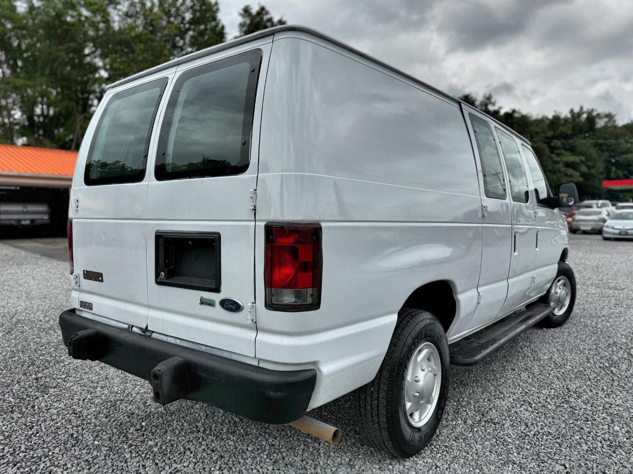 Ford Econoline  2009