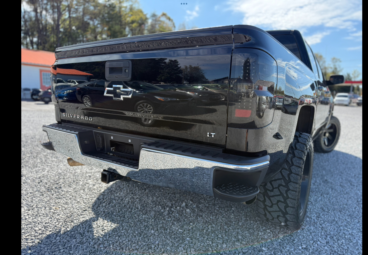 Chevrolet Silverado 1500 LT Crew Cab 2017 Chevrolet Silverado 1500 LT Crew Cab 2017