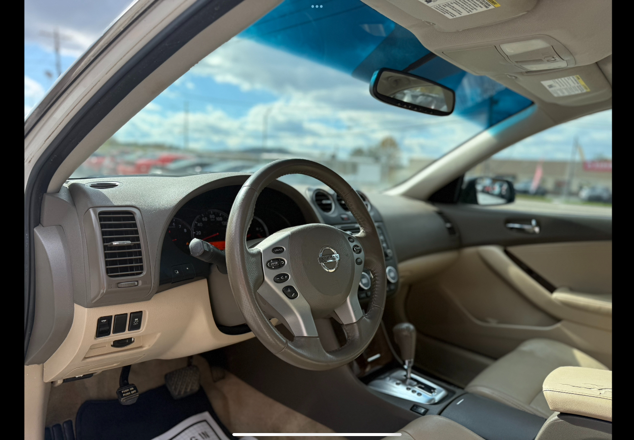 Nissan Altima  2011 Nissan Altima  2011