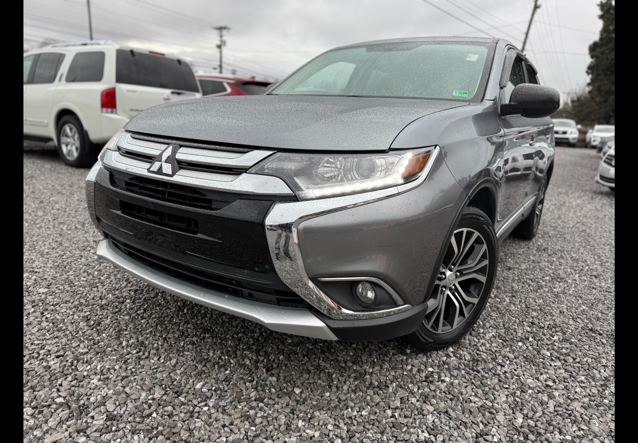 Mitsubishi Outlander SEL AWD 2018