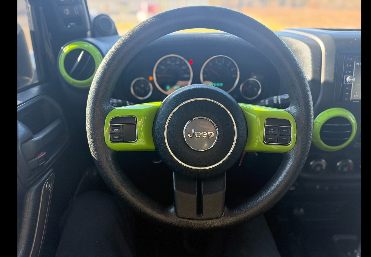 Jeep Wrangler Sport 4WD 2013