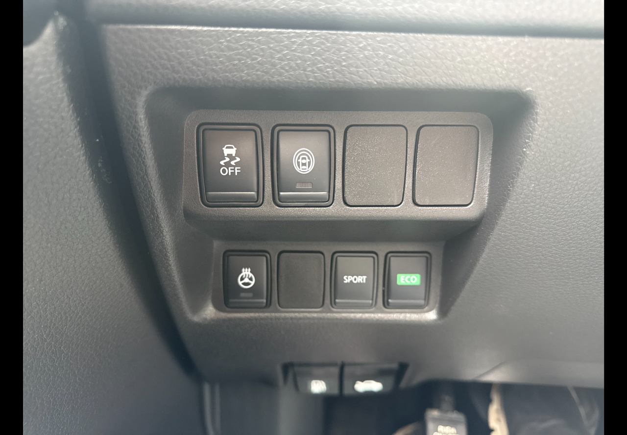 Nissan Rogue Sport  2021