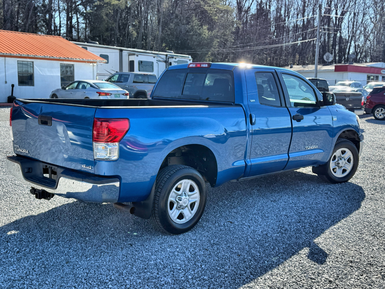 Toyota Tundra  2010