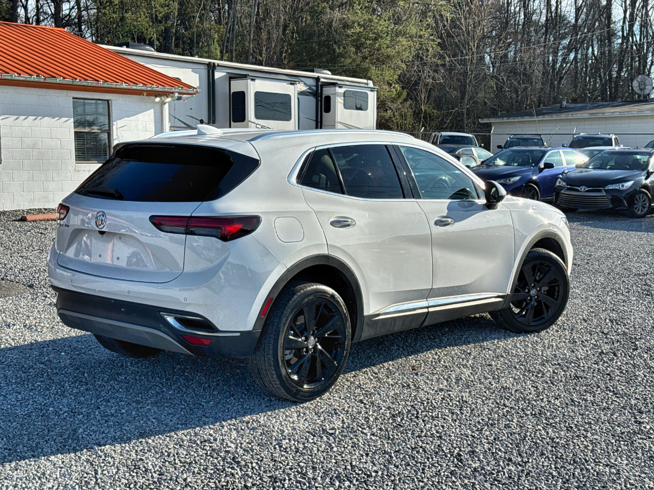 Buick Envision Essense 2023