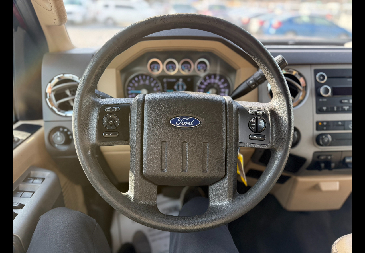 Ford F-250 SD XLT Crew Cab Long Bed 4WD 2015