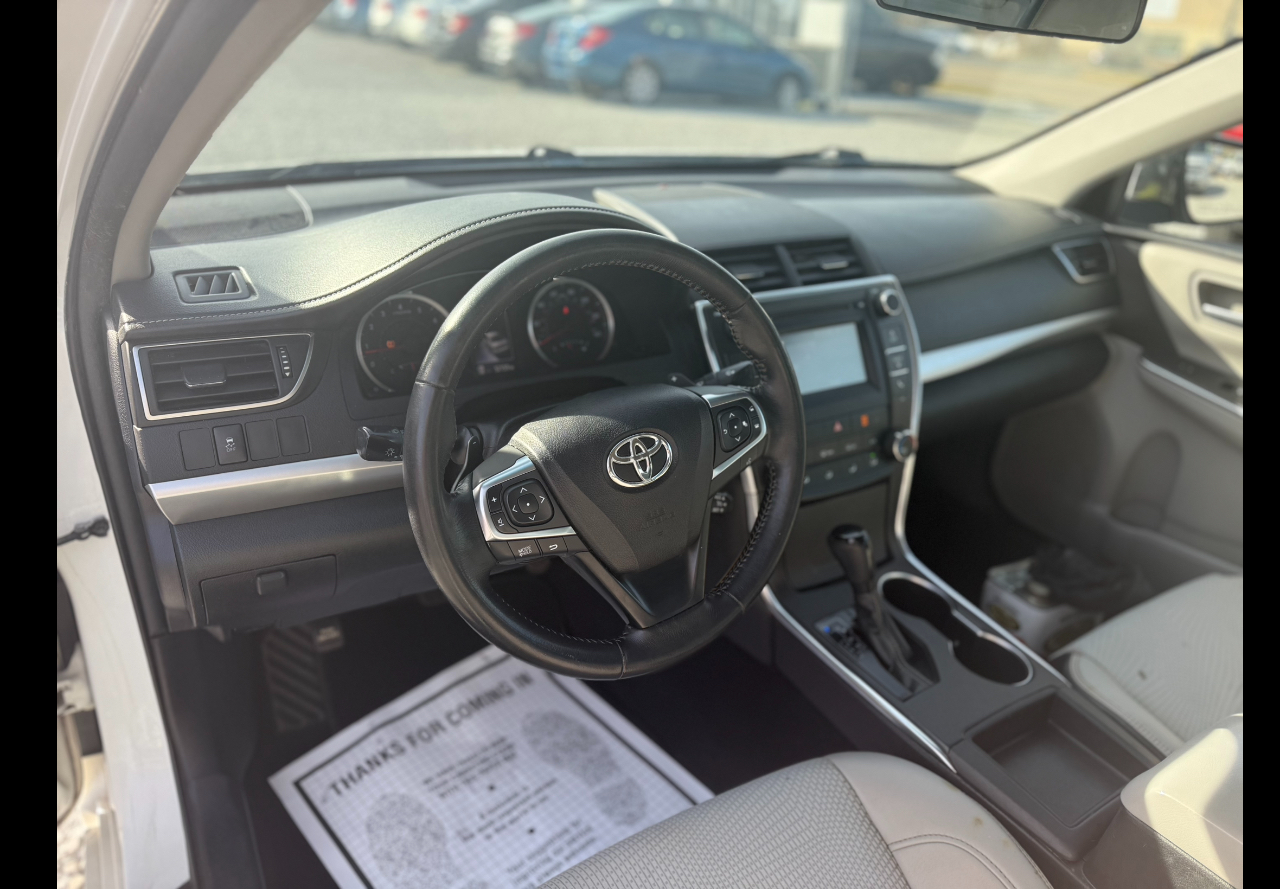 Toyota Camry XLE 2016