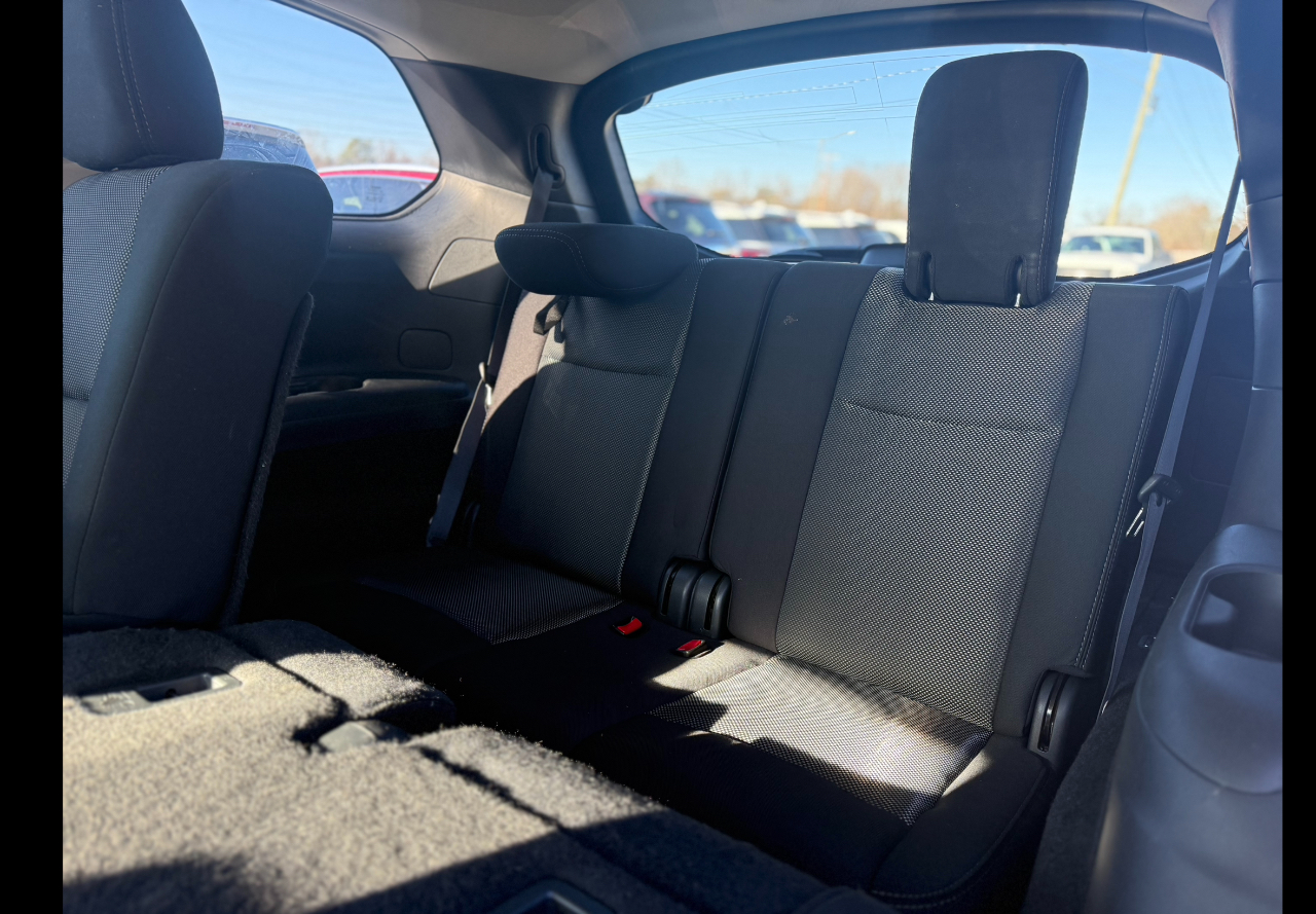 Nissan Pathfinder S 2019