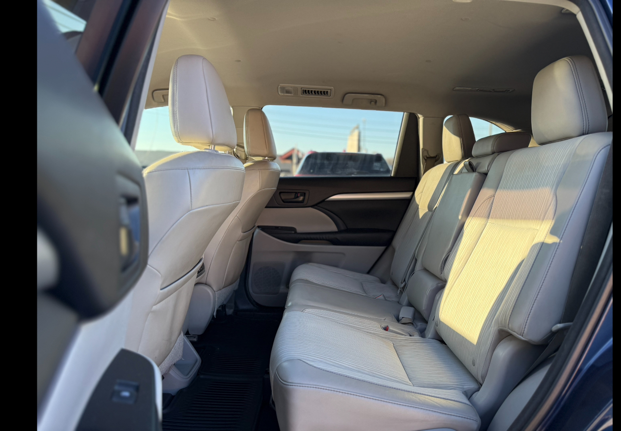 Toyota Highlander  2015