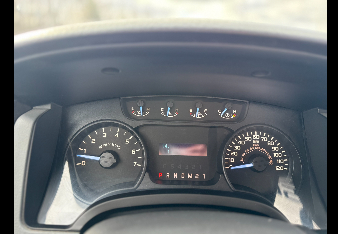 Ford F-150 XLT 8-ft. Bed 4WD 2011