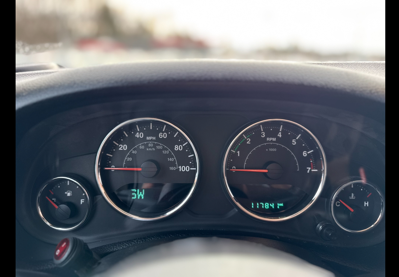 Jeep Wrangler Unlimited Sahara 4WD 2017