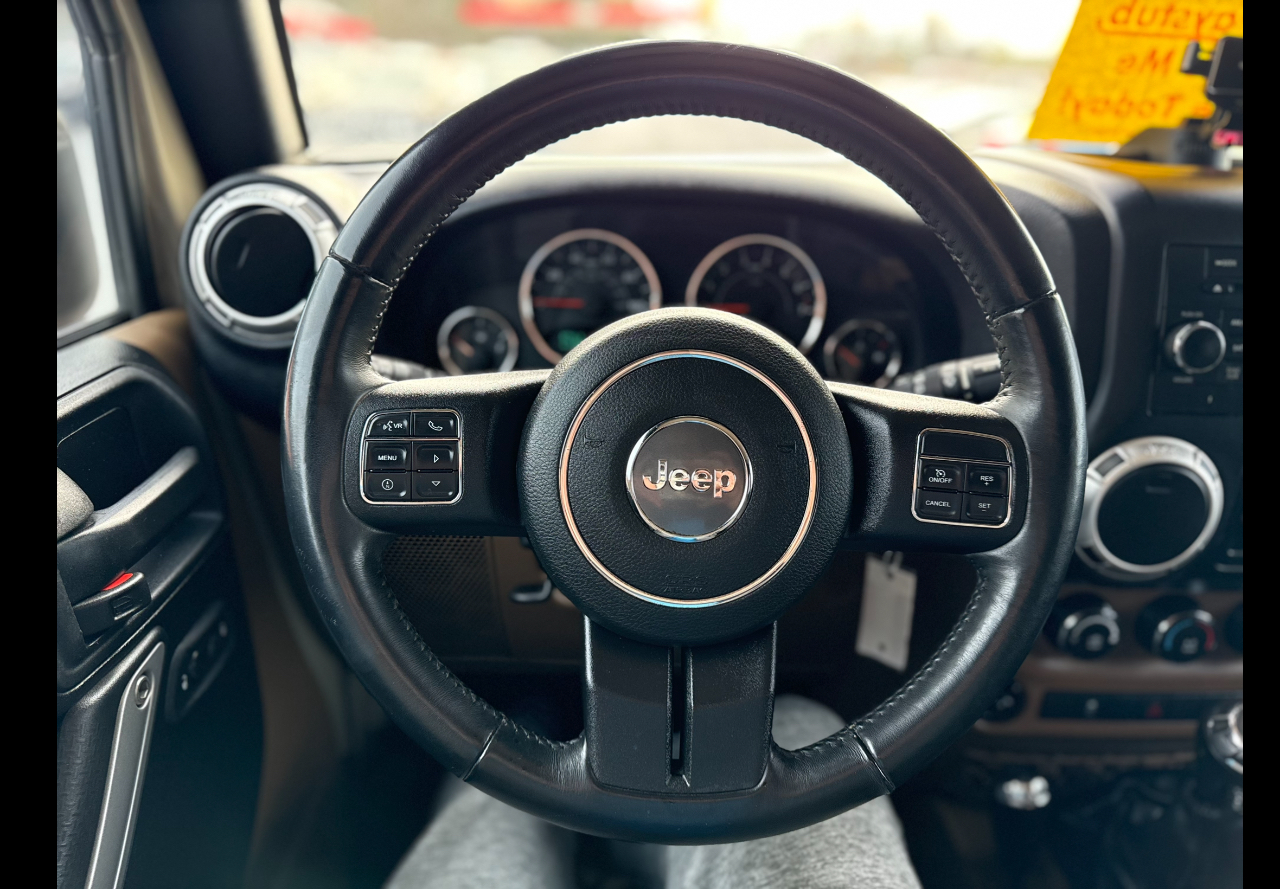 Jeep Wrangler Unlimited Sahara 4WD 2017