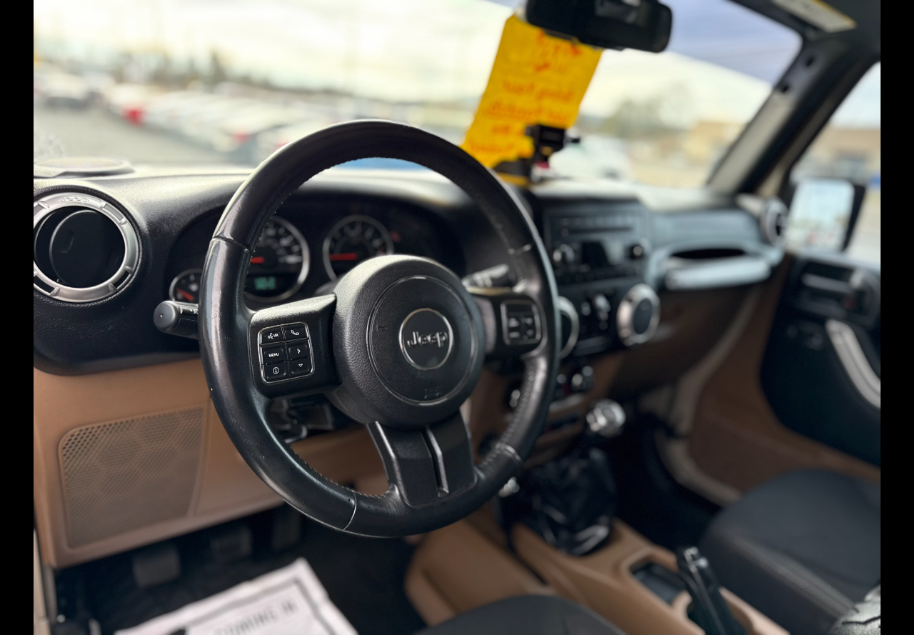 Jeep Wrangler Unlimited Sahara 4WD 2017