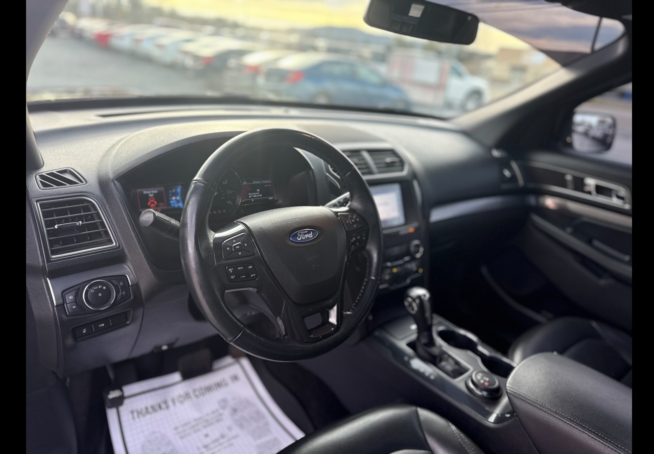 Ford Explorer XLT 4WD 2019