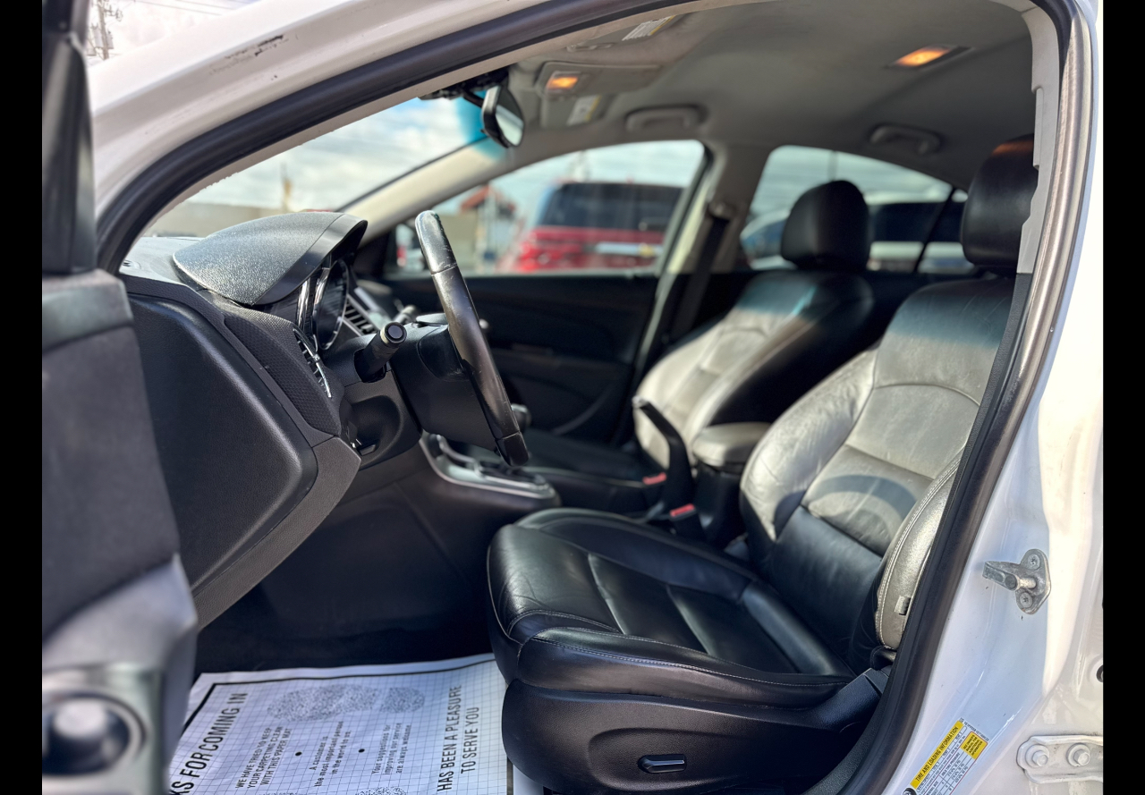 Chevrolet Cruze 2LT 2013