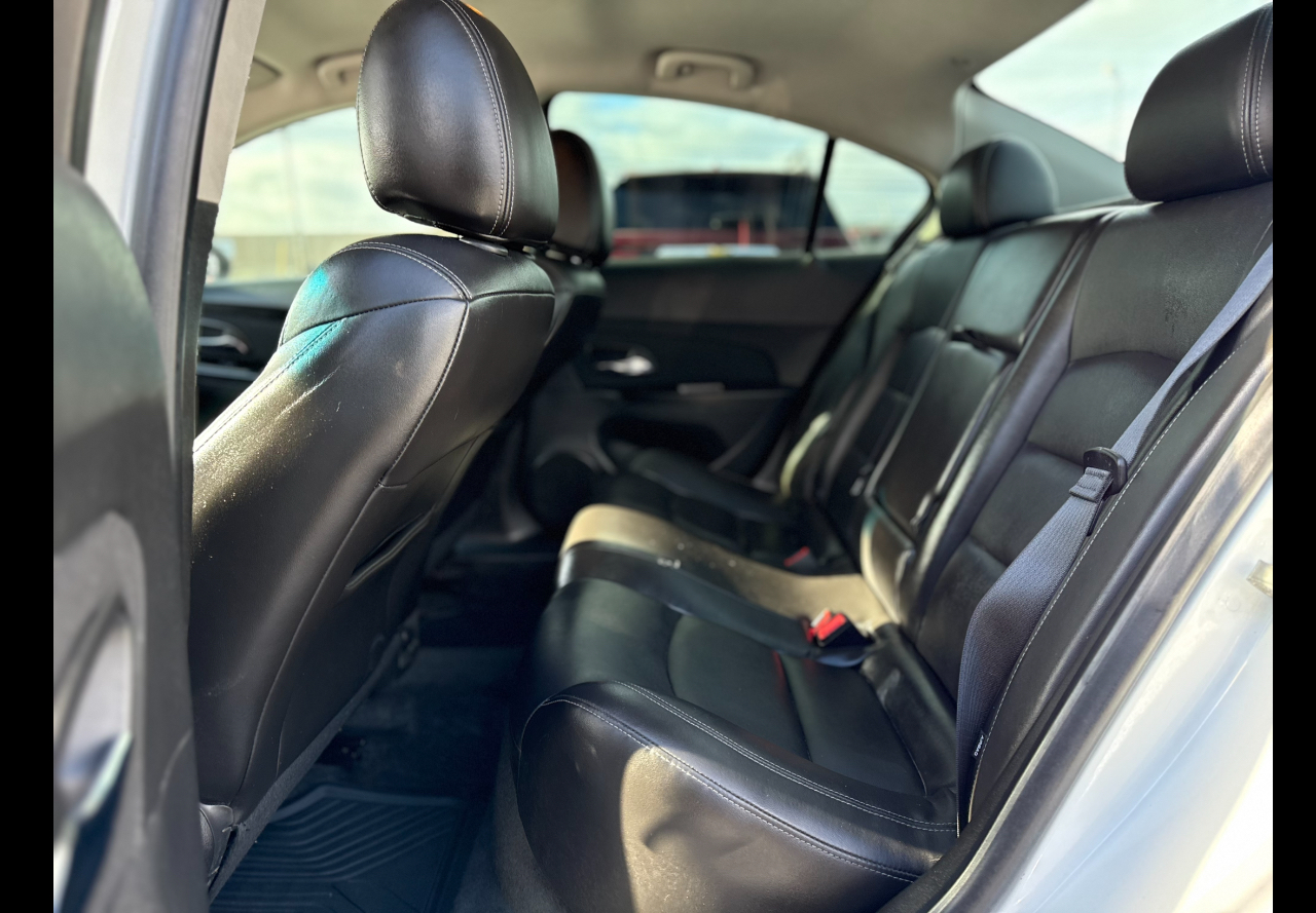 Chevrolet Cruze 2LT 2013