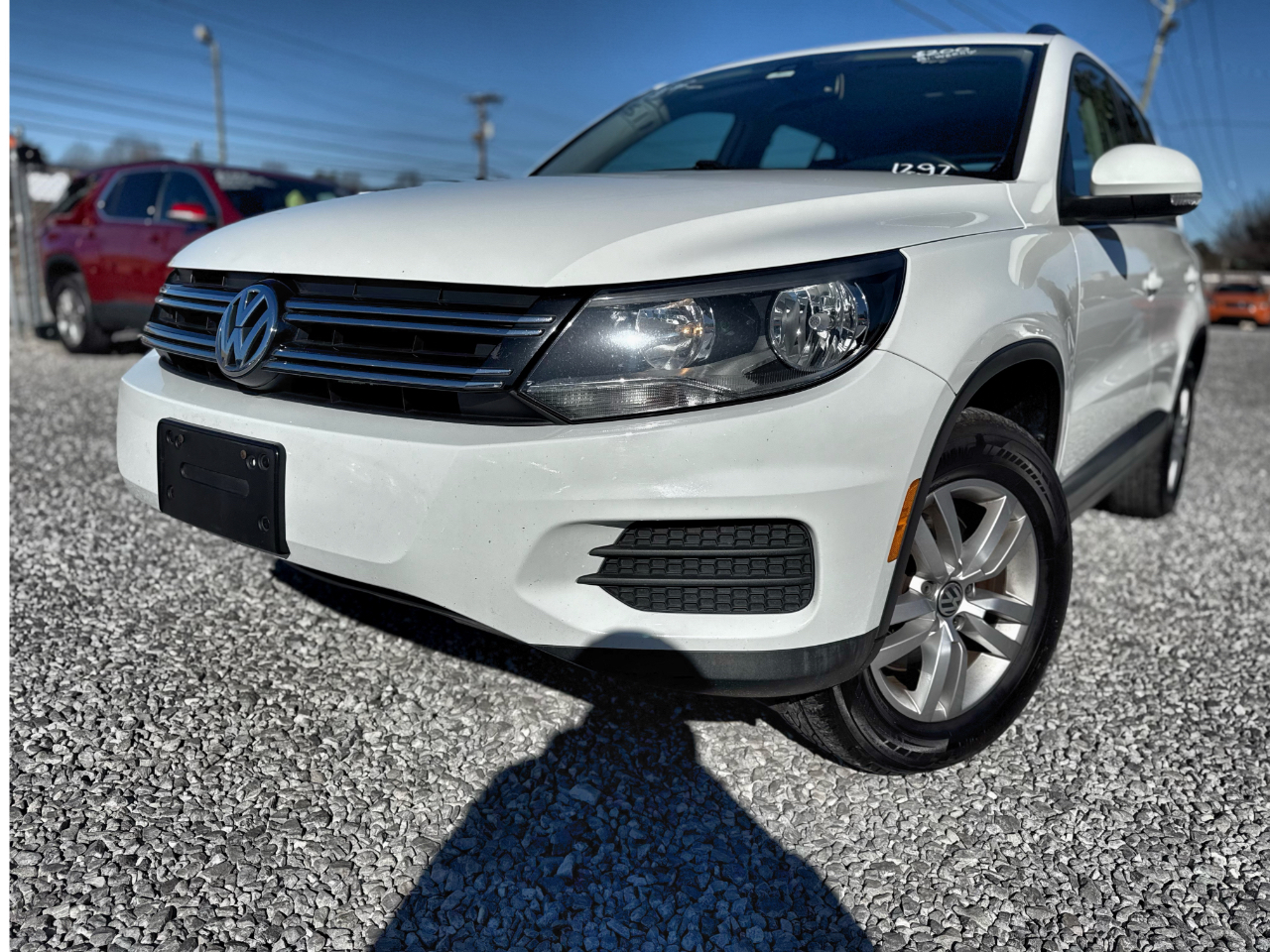 Volkswagen Tiguan S 2017