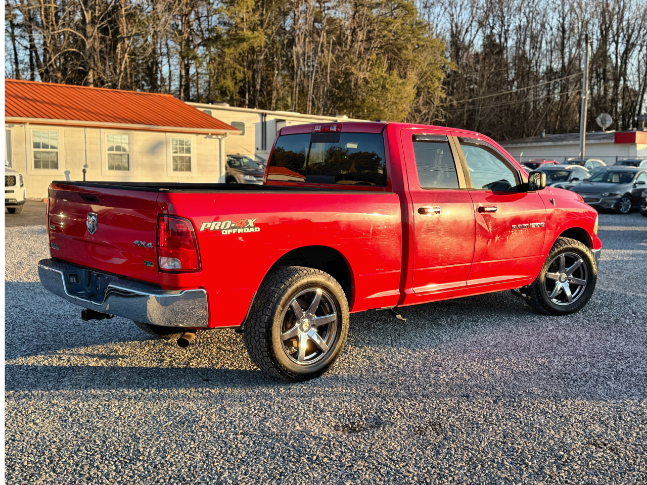 RAM 1500 SLT Quad Cab 4WD 2012