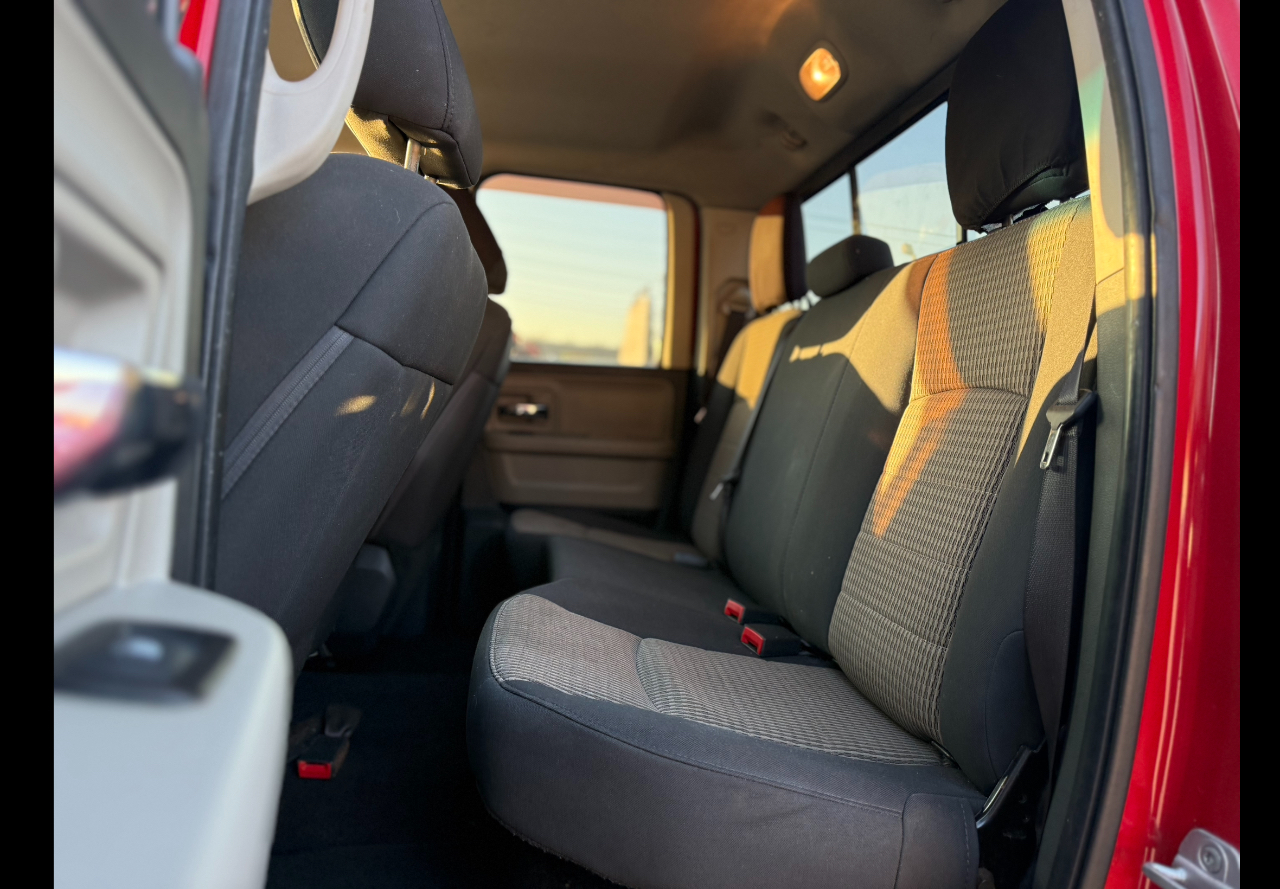RAM 1500 SLT Quad Cab 4WD 2012