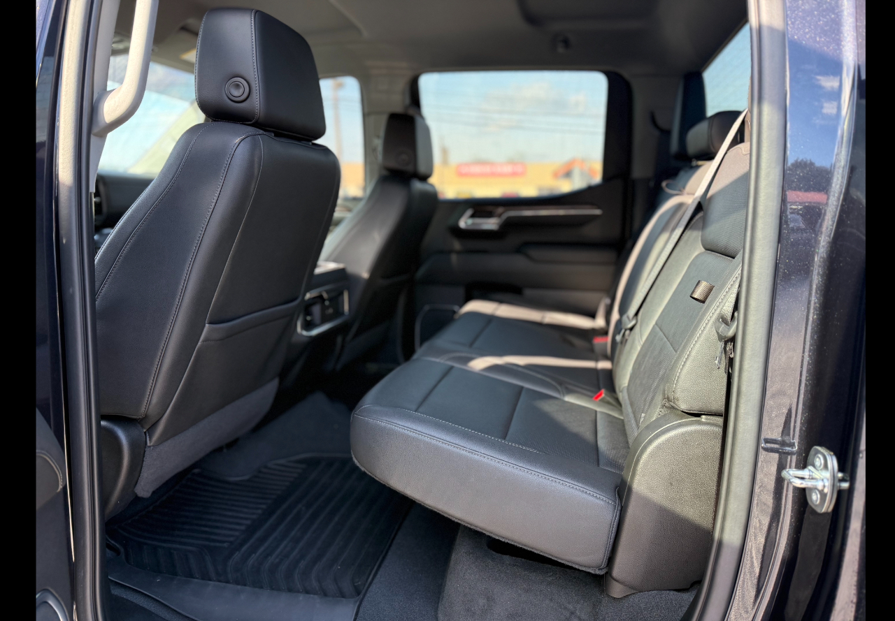 Chevrolet Silverado 1500 LTZ Crew Cab 2023