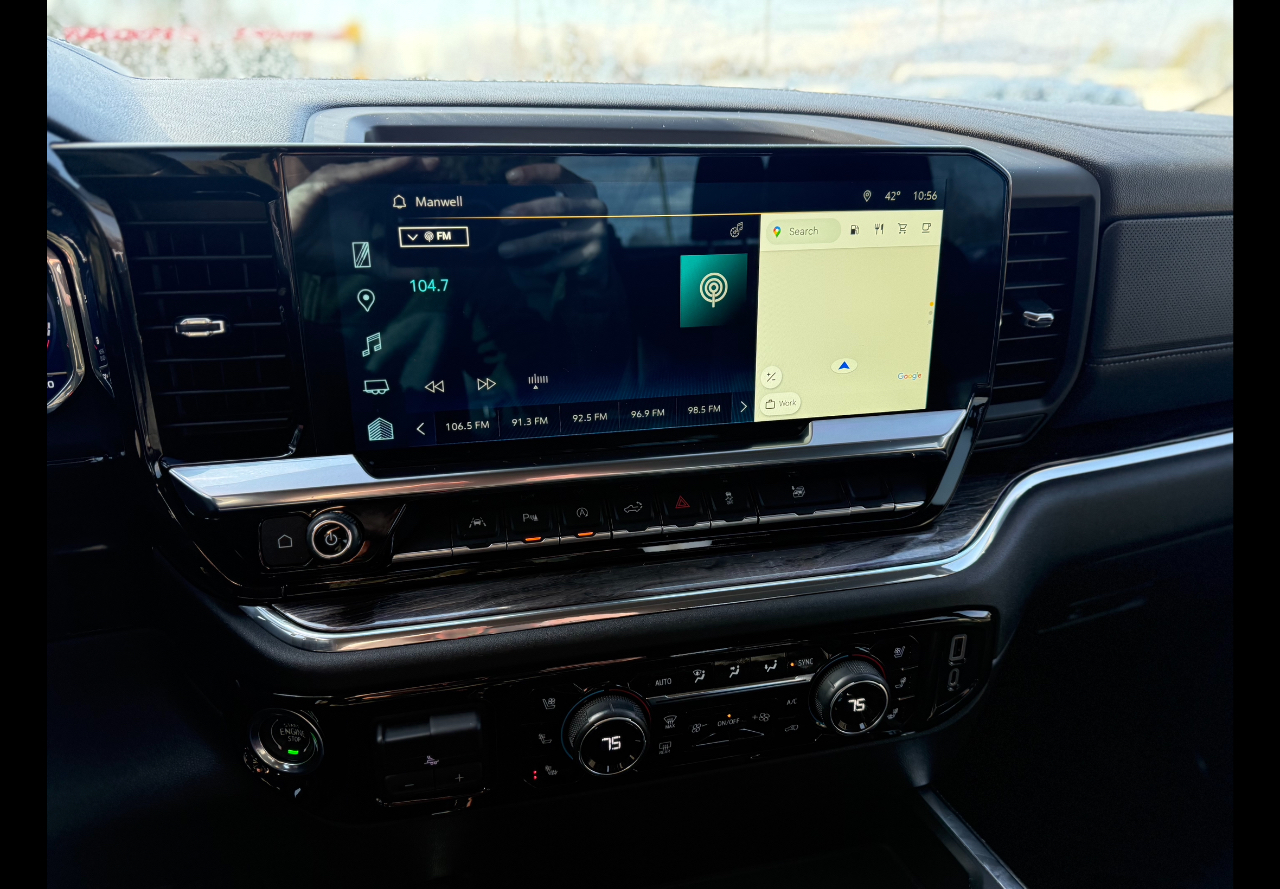 Chevrolet Silverado 1500 LTZ Crew Cab 2023