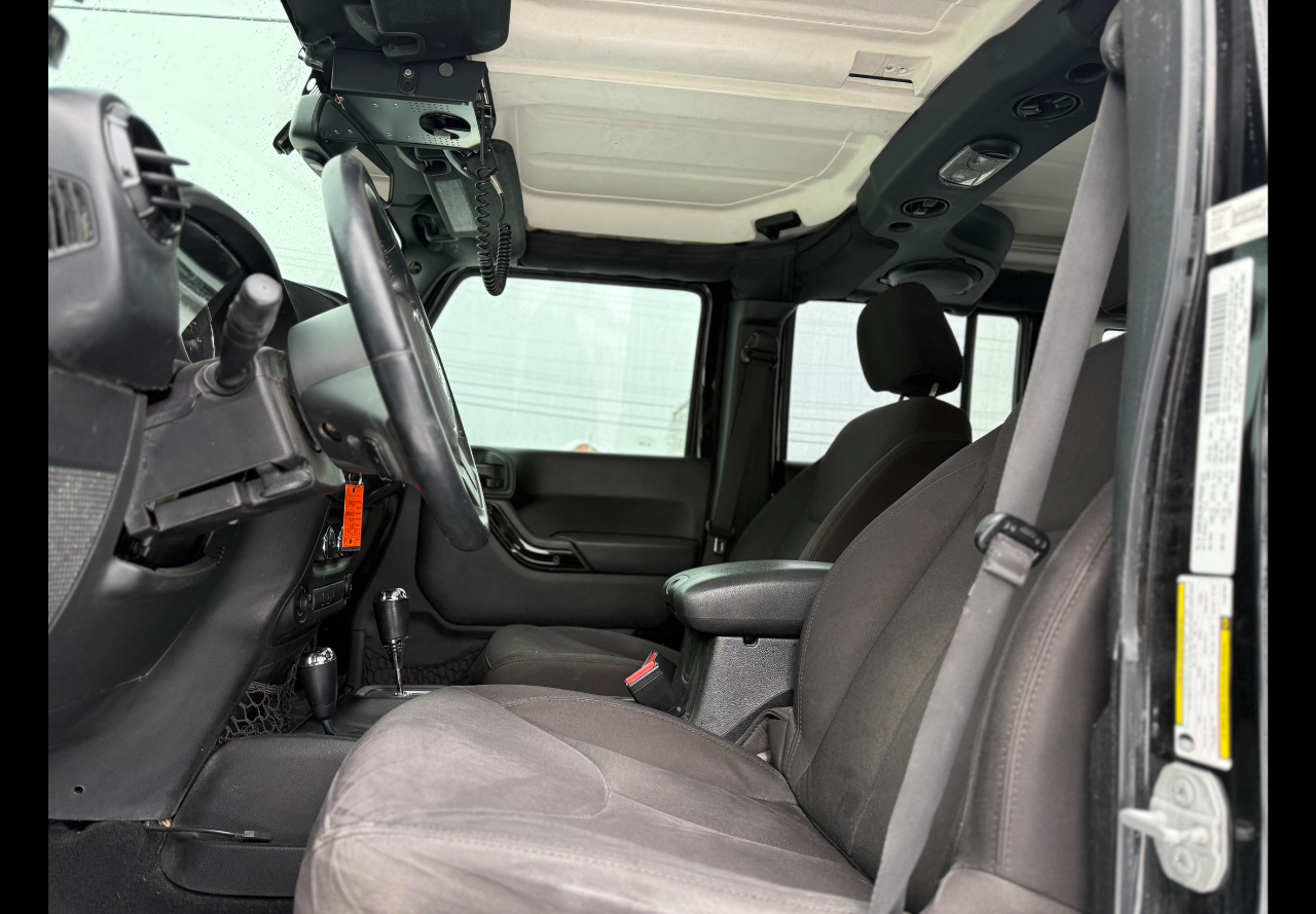 Jeep Wrangler Unlimited Sport 4WD 2014