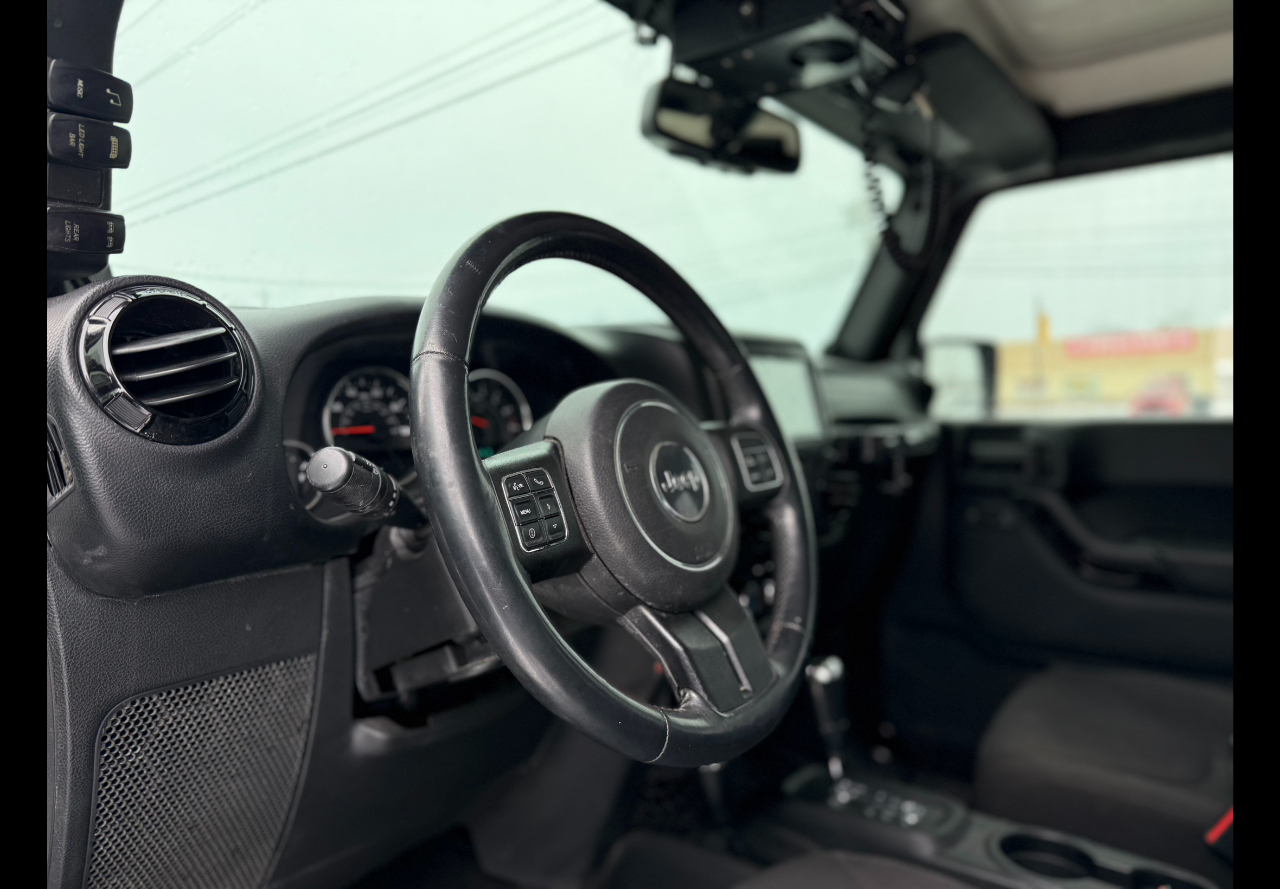 Jeep Wrangler Unlimited Sport 4WD 2014