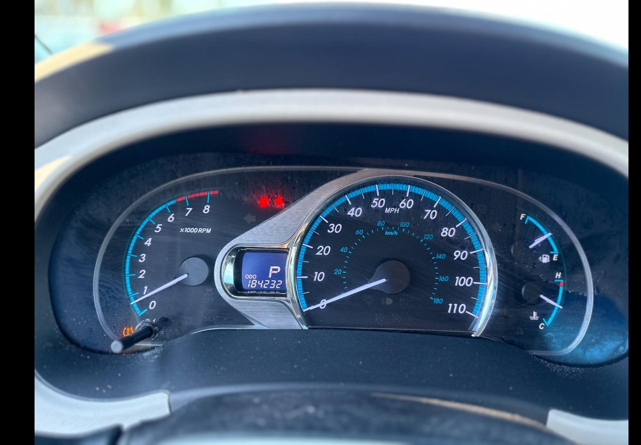 Toyota Sienna XLE 2012