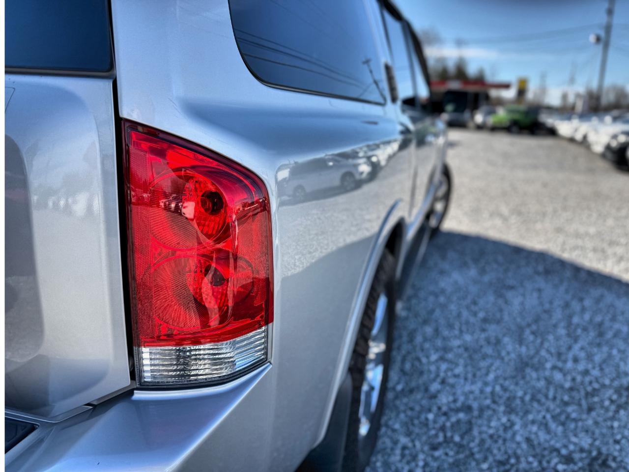 Nissan Armada Platinum 2013