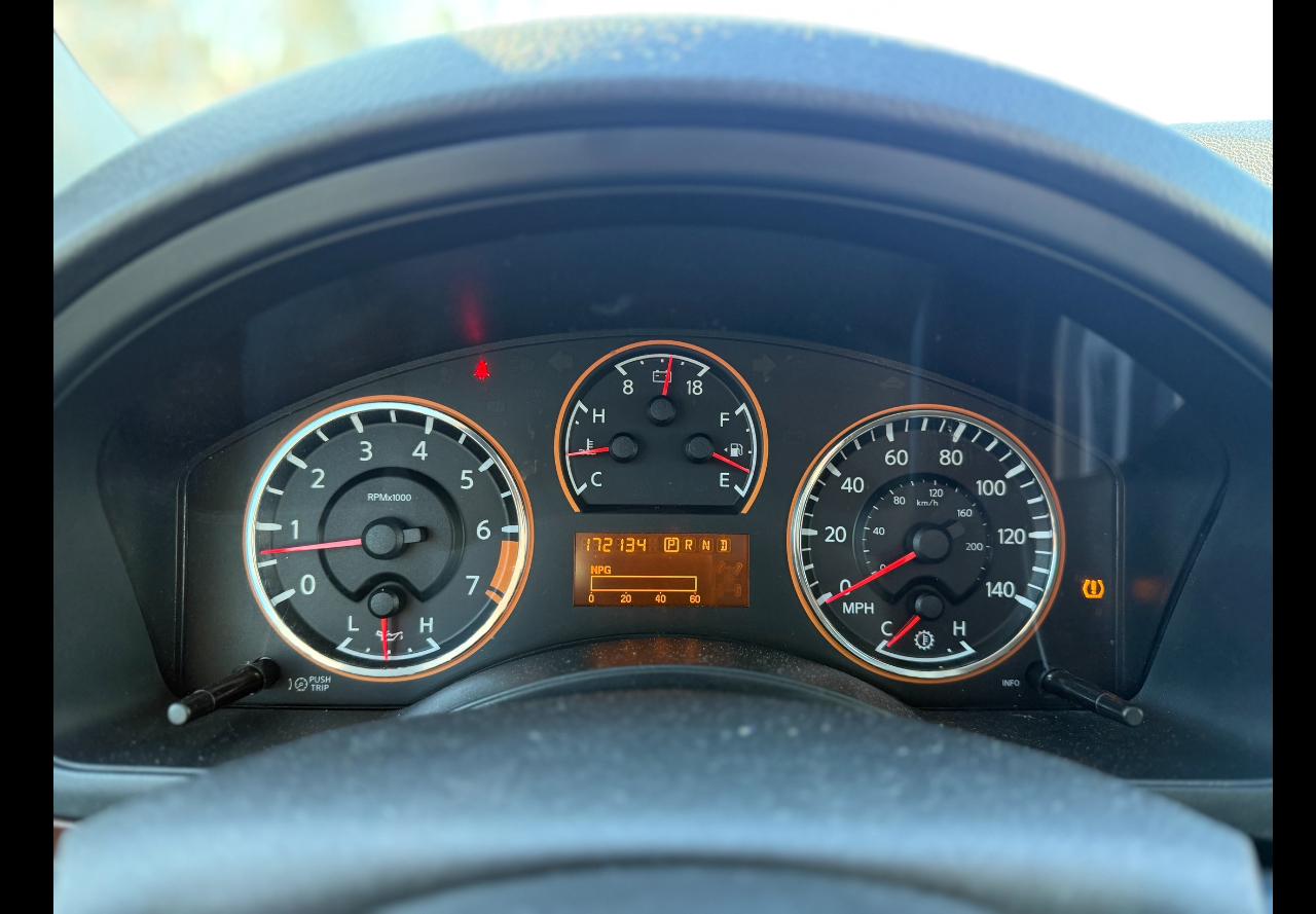 Nissan Armada Platinum 2013