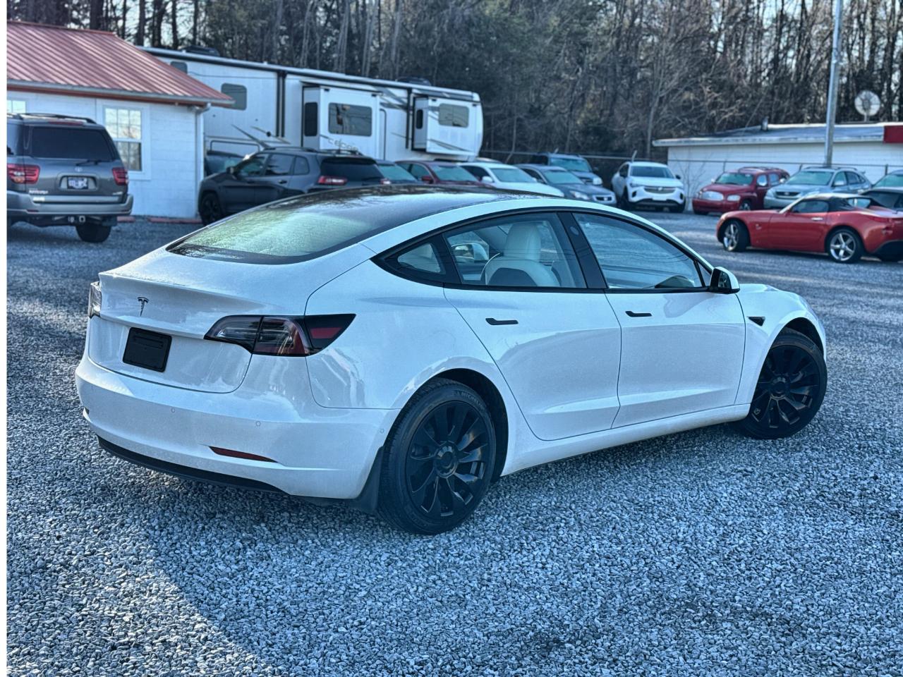 Tesla Model 3  2022