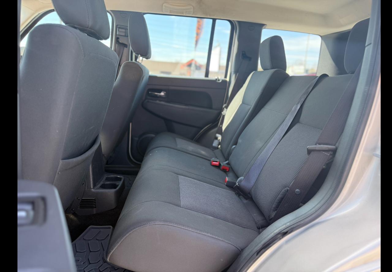 Jeep Liberty Sport 4WD 2009