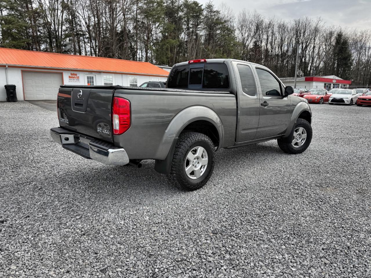 Nissan Frontier LE 2008