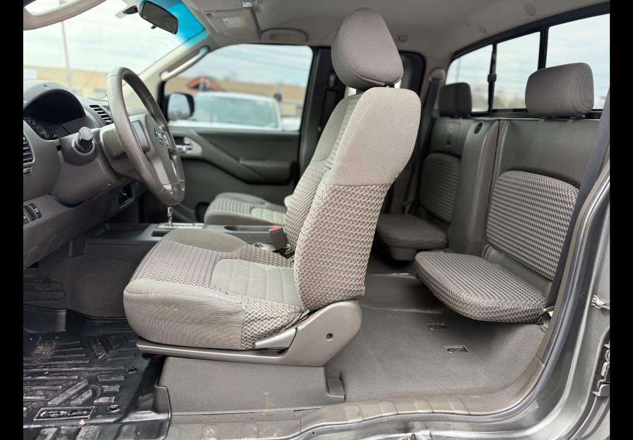 Nissan Frontier LE 2008