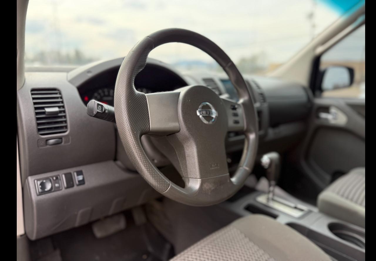 Nissan Frontier LE 2008