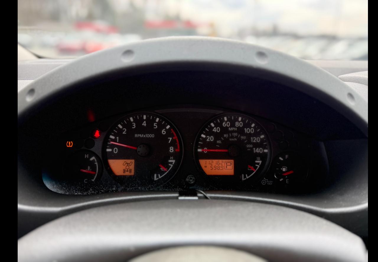 Nissan Frontier LE 2008