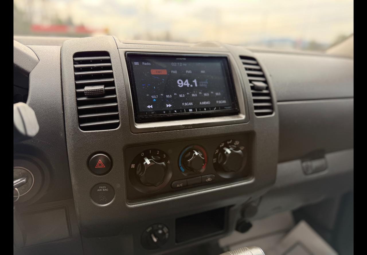 Nissan Frontier LE 2008