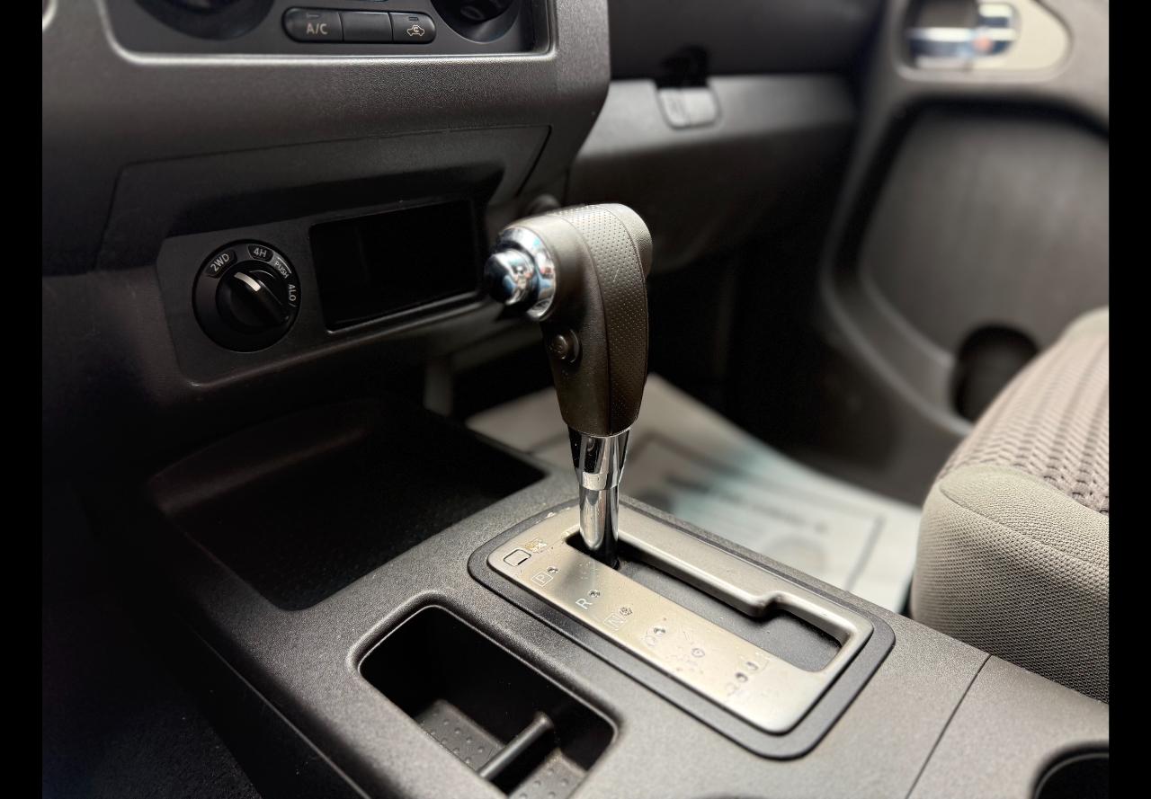 Nissan Frontier LE 2008