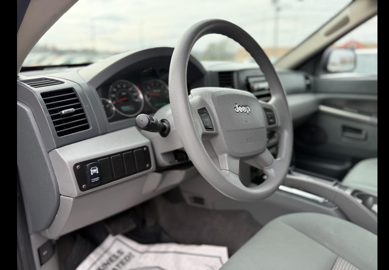 Jeep Grand Cherokee Laredo 4WD 2007