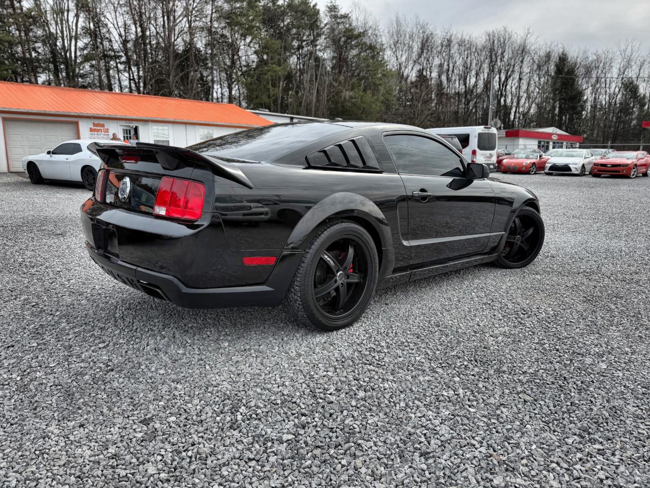 Ford Mustang GT Deluxe Coupe 2007
