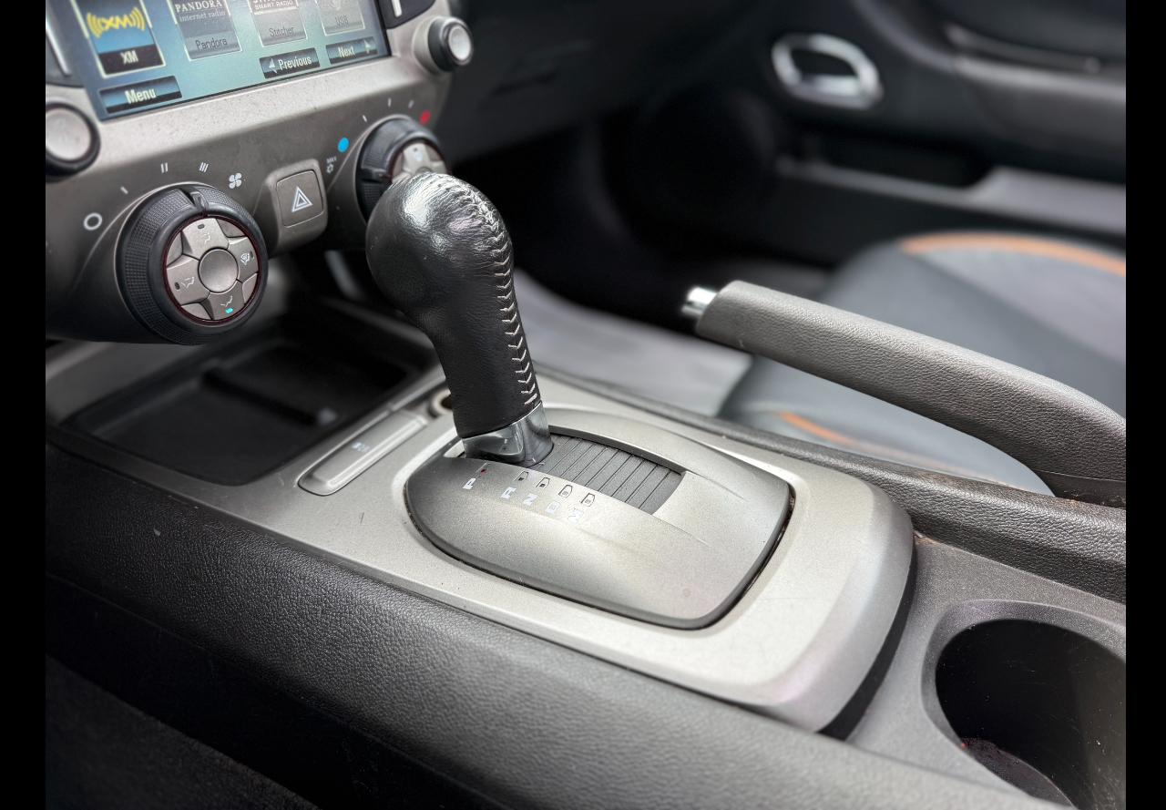 Chevrolet Camaro 1LT 2013