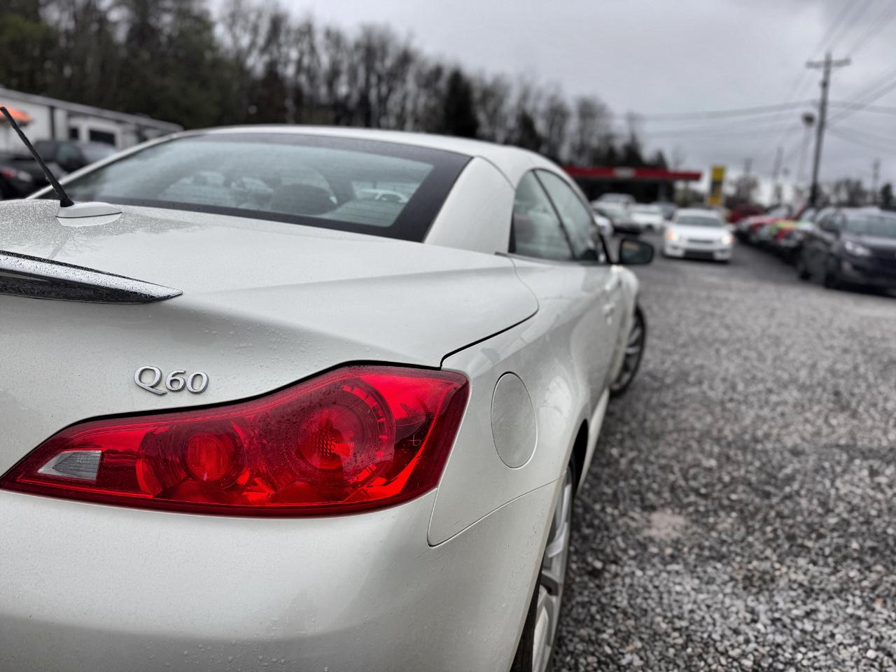 Infiniti Q60 Convertible 2015
