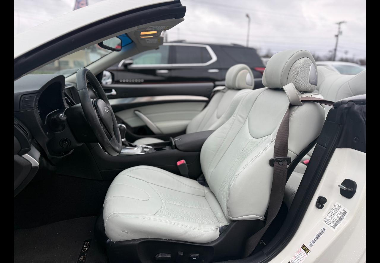 Infiniti Q60 Convertible 2015