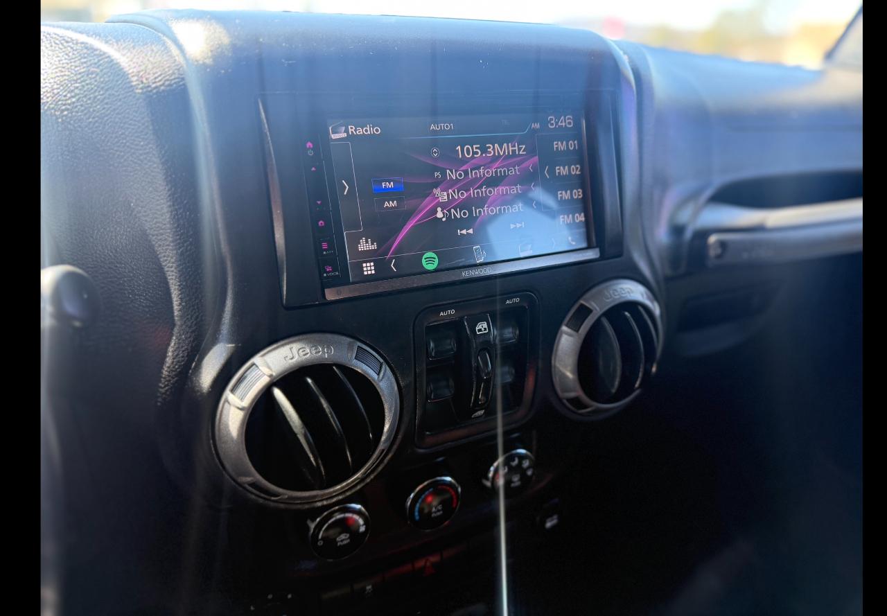 Jeep Wrangler Unlimited Sport 4WD 2017