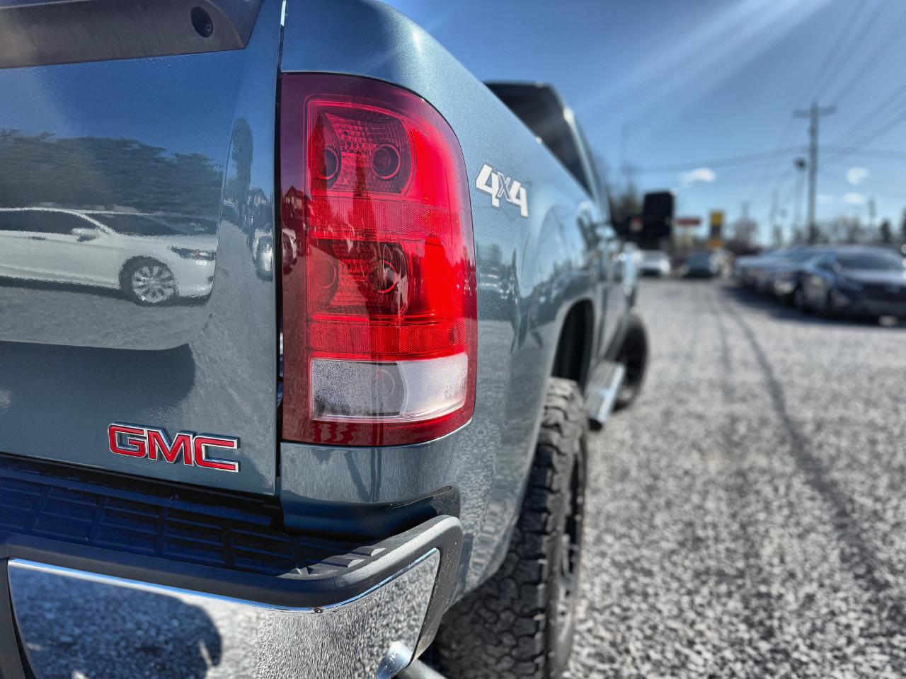 GMC Sierra 1500 SLE 2011