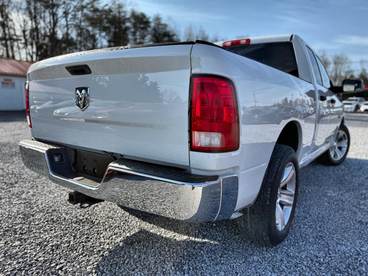 RAM 1500 Classic Tradesman Quad Cab 4WD 2019