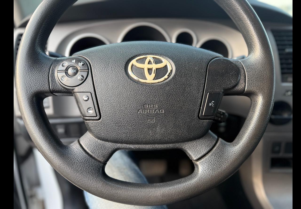 Toyota Tundra  2012