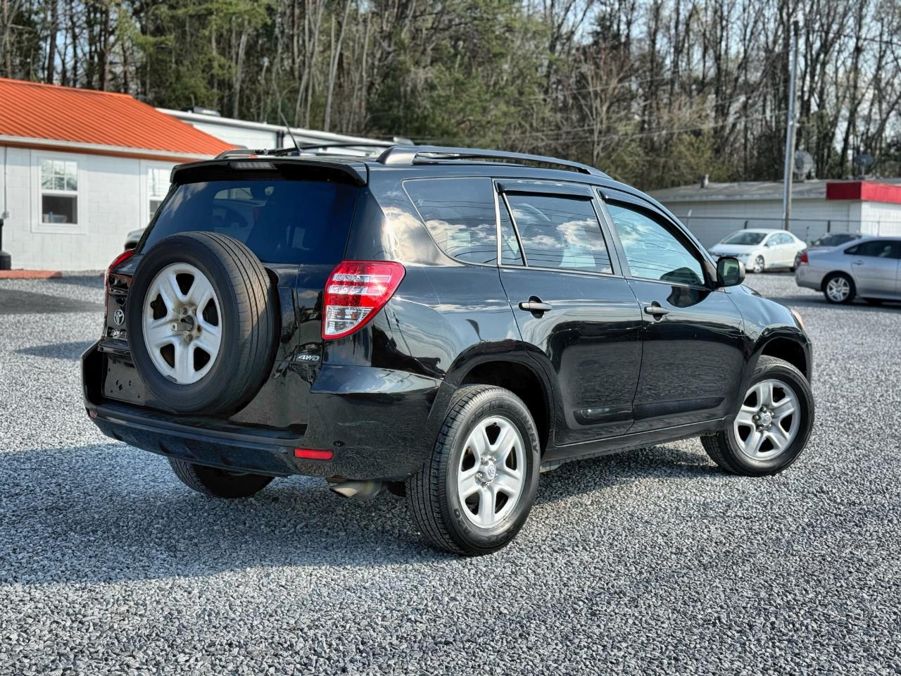 Toyota RAV4  2012