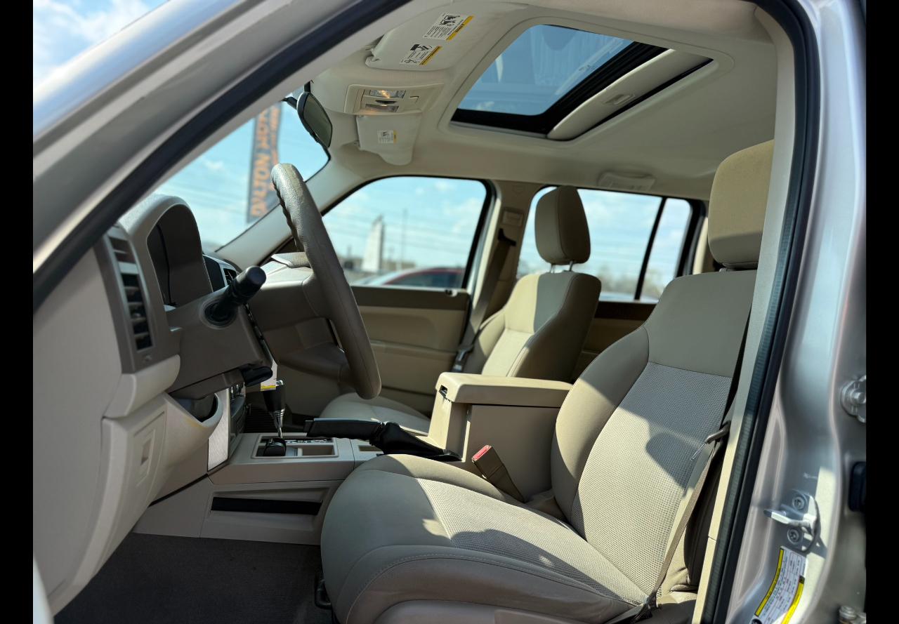 Jeep Liberty Sport 4WD 2008