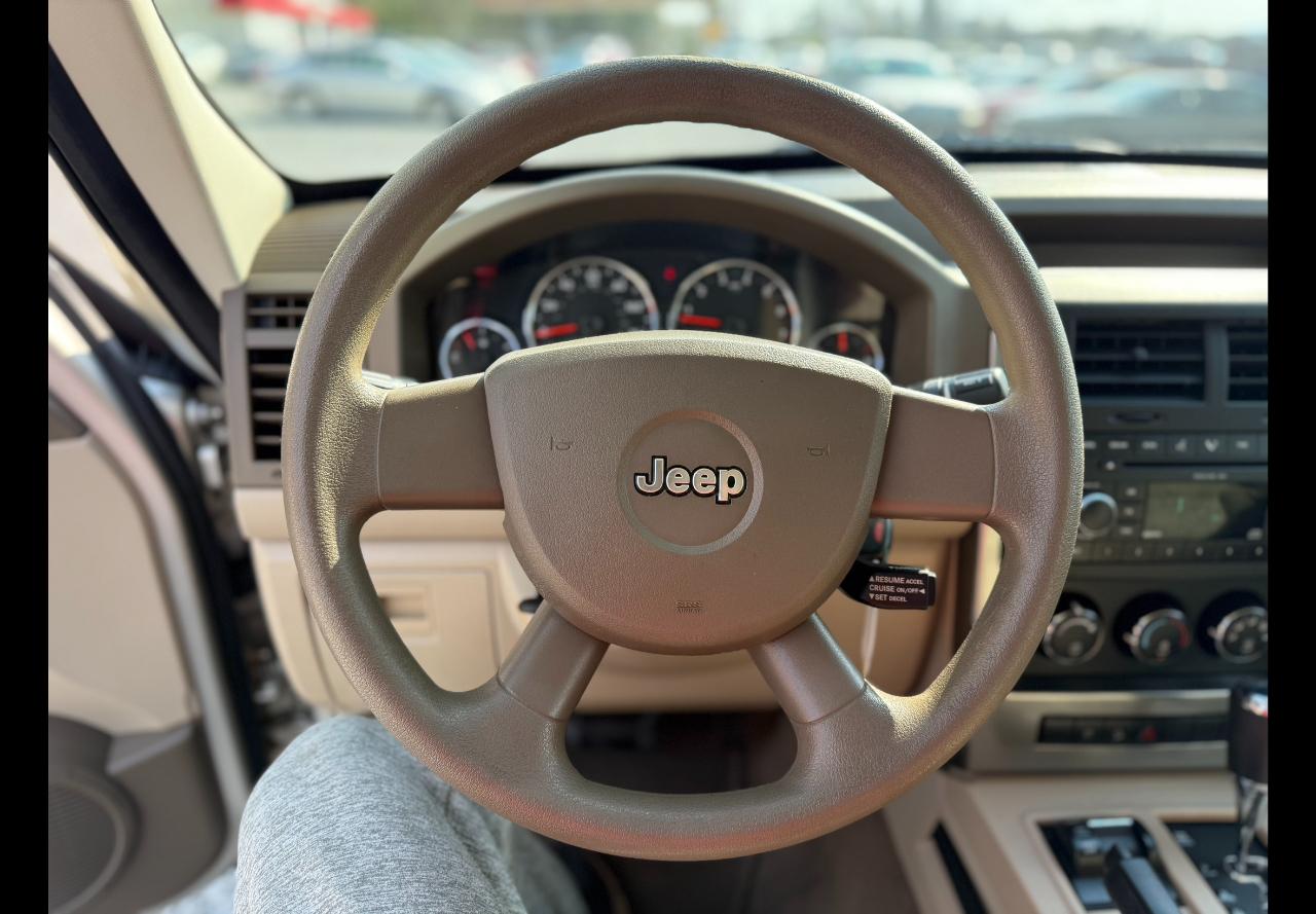 Jeep Liberty Sport 4WD 2008