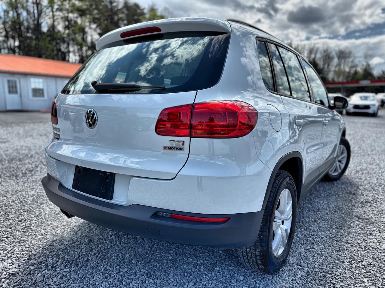 Volkswagen Tiguan S 4Motion 2017